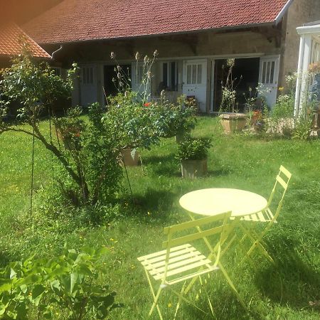 Le Refuge Private Entrance 2/4 Pers Dans Maison 17Eme Siecle.Parking. Calme Autreches ภายนอก รูปภาพ